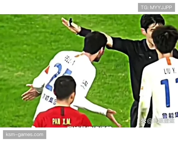 庆祝过度何时算犯规？解析裁判如何判罚庆祝违规